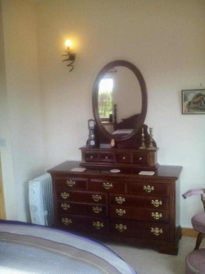 Bed and Breakfast April House Barrock Esterno foto